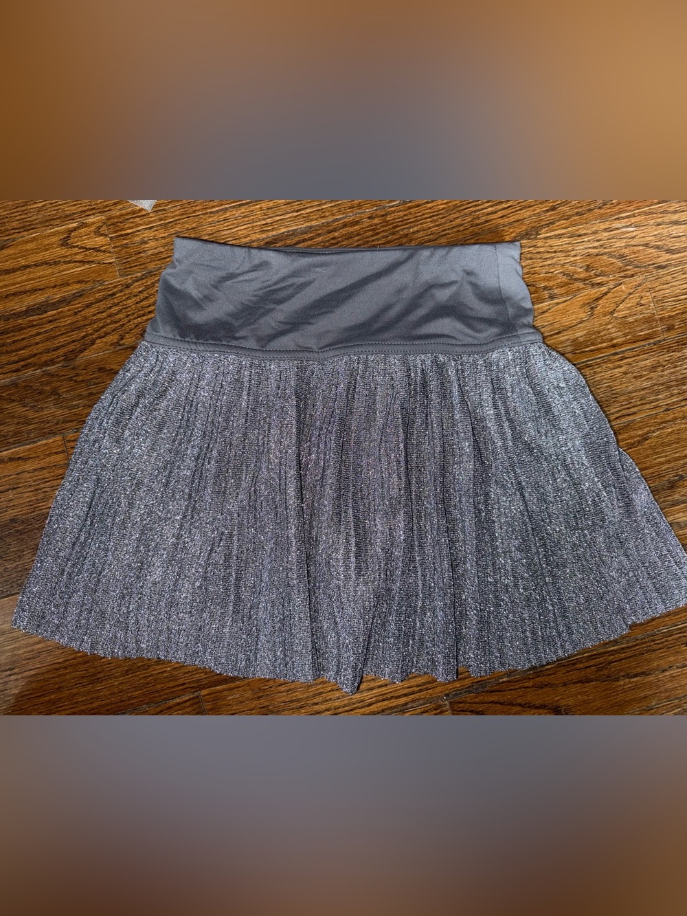 Toddler Gray Metallic Skort. NWT